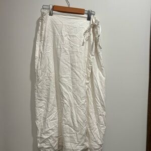 Abercrombie & Fitch Cream Midi Skirt